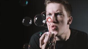 丹尼尔·斯洛斯,探索金融市场的传奇投资者与策略大师